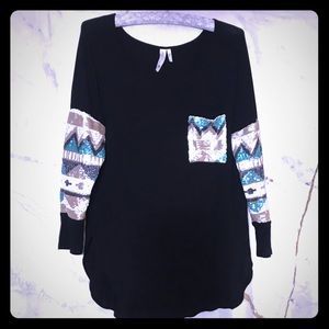 Sequined round neck long sleeve top, size M